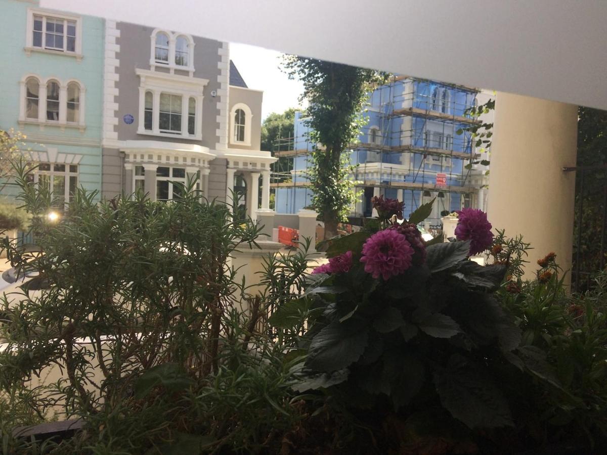 Notting Hill Charm -Sleeps 5 - Urban Retreat Apartment London Exterior photo
