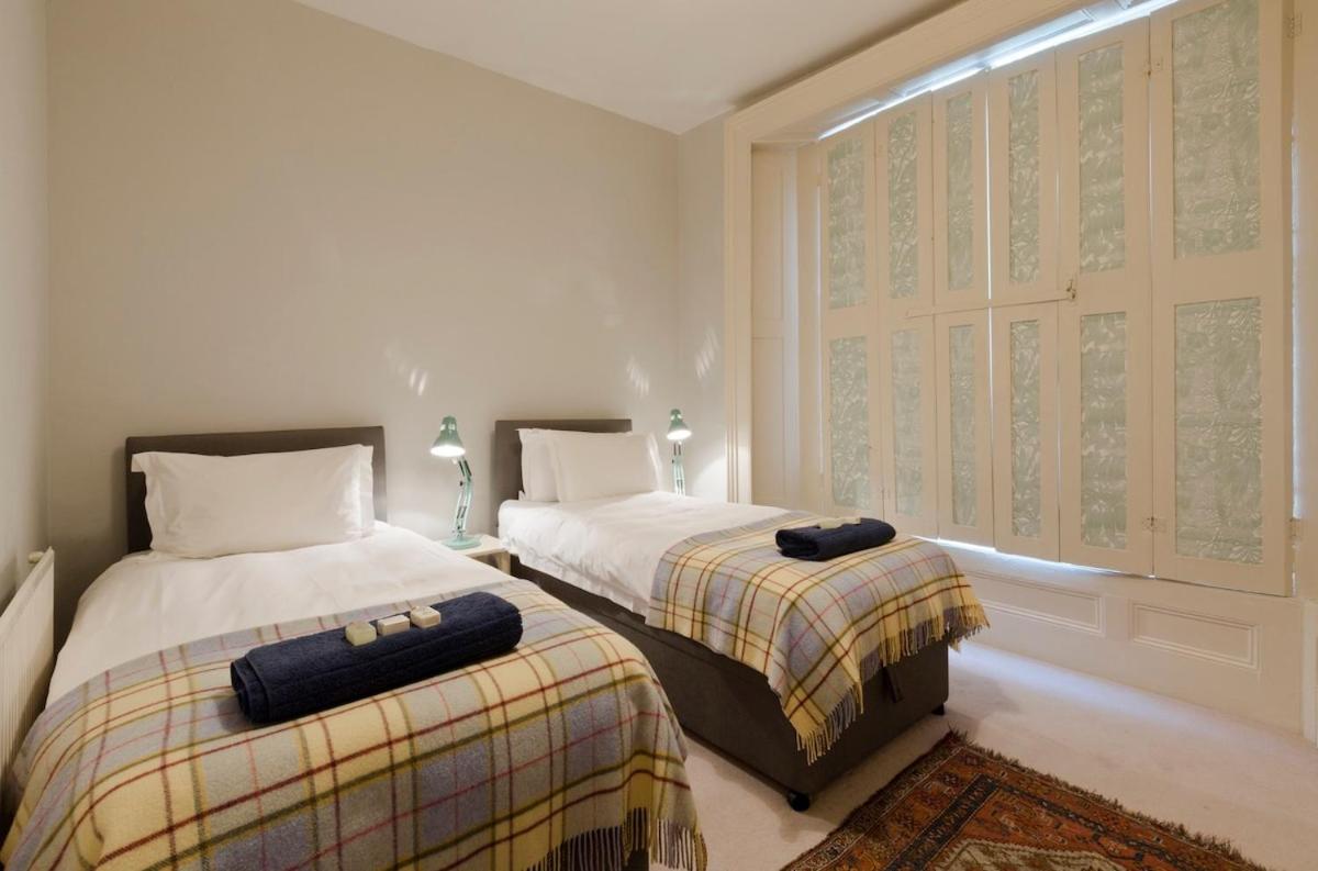 Notting Hill Charm -Sleeps 5 - Urban Retreat Apartment London Exterior photo
